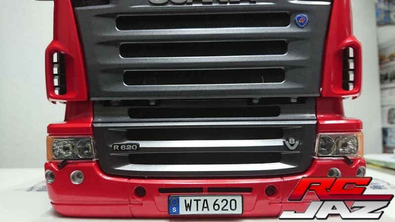 23670 Tamiya - 1/14 RC RTR Scania R620 6x4 Highline Tractor Truck Full Operation Finished Truck Red Limited Edition 17 23670 Tamiya - 1/14 RC RTR Scania R620 6x4 Highline Tractor Truck Full Operation Finished Truck Red Limited Edition - Image 15