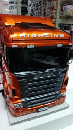 23689 Tamiya - 1/14 RC RTR Scania R620 Highline - Full Operation Finished (Met Orange)