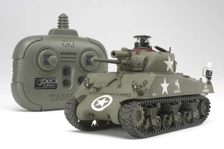 48212 Tamiya - 1/35 R/C U.S. M4A3 Sherman (w/2.4GHz Control Unit) 3 48212 Tamiya - 1/35 R/C U.S. M4A3 Sherman (w/2.4GHz Control Unit)