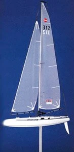 56205 Tamiya - 1/20 Innovator 36 Class Yacht